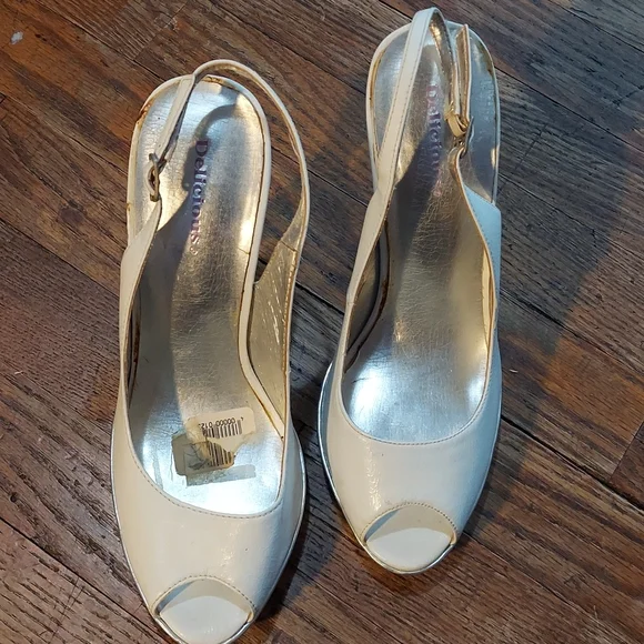 M&M 4 for $12 Shoes - Picture 7 of 8